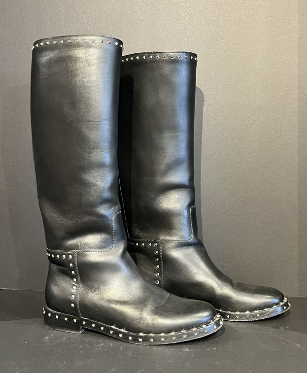 38.5 Valentino Boots