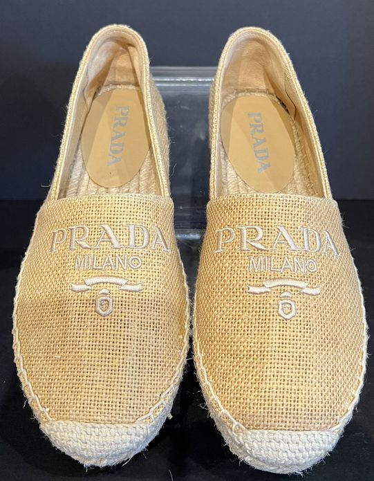 PRADA flat shoes フラットエナメルシューズ サイズ36 Authentic PRADA womens flat pointed toe ballerinas Size 36
