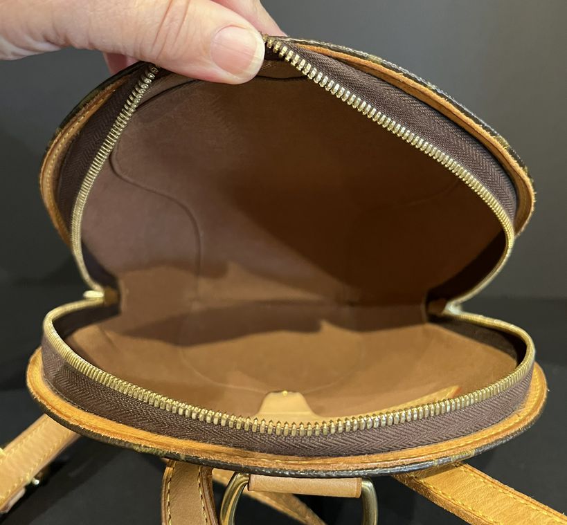 Louis Vuitton Purse