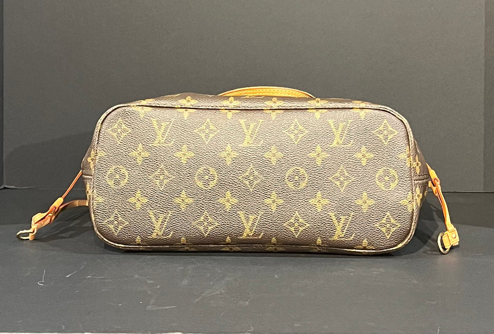 Louis Vuitton Purse