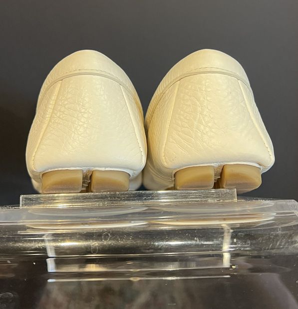 38 Prada Flats