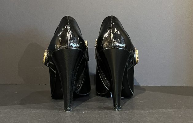 8.5 Gucci bootie