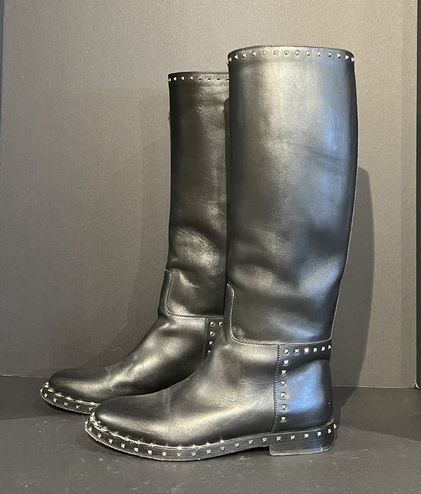 38.5 Valentino Boots