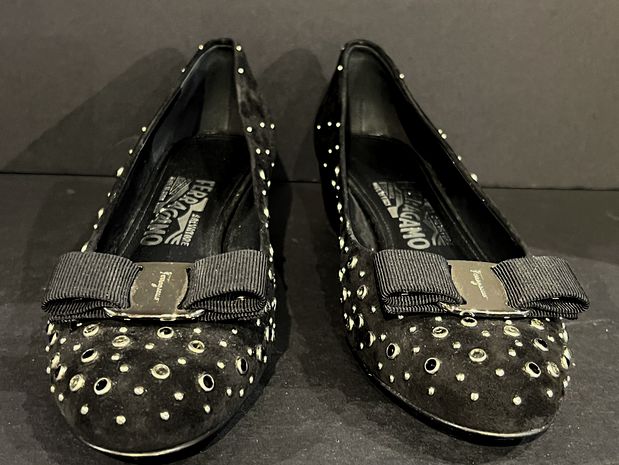 7.5 Ferragamo Flats